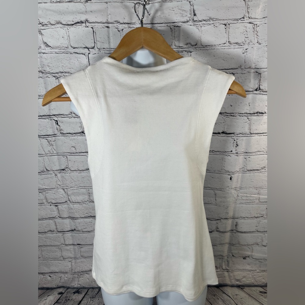 Anthropologie white ribbed sleeveless top